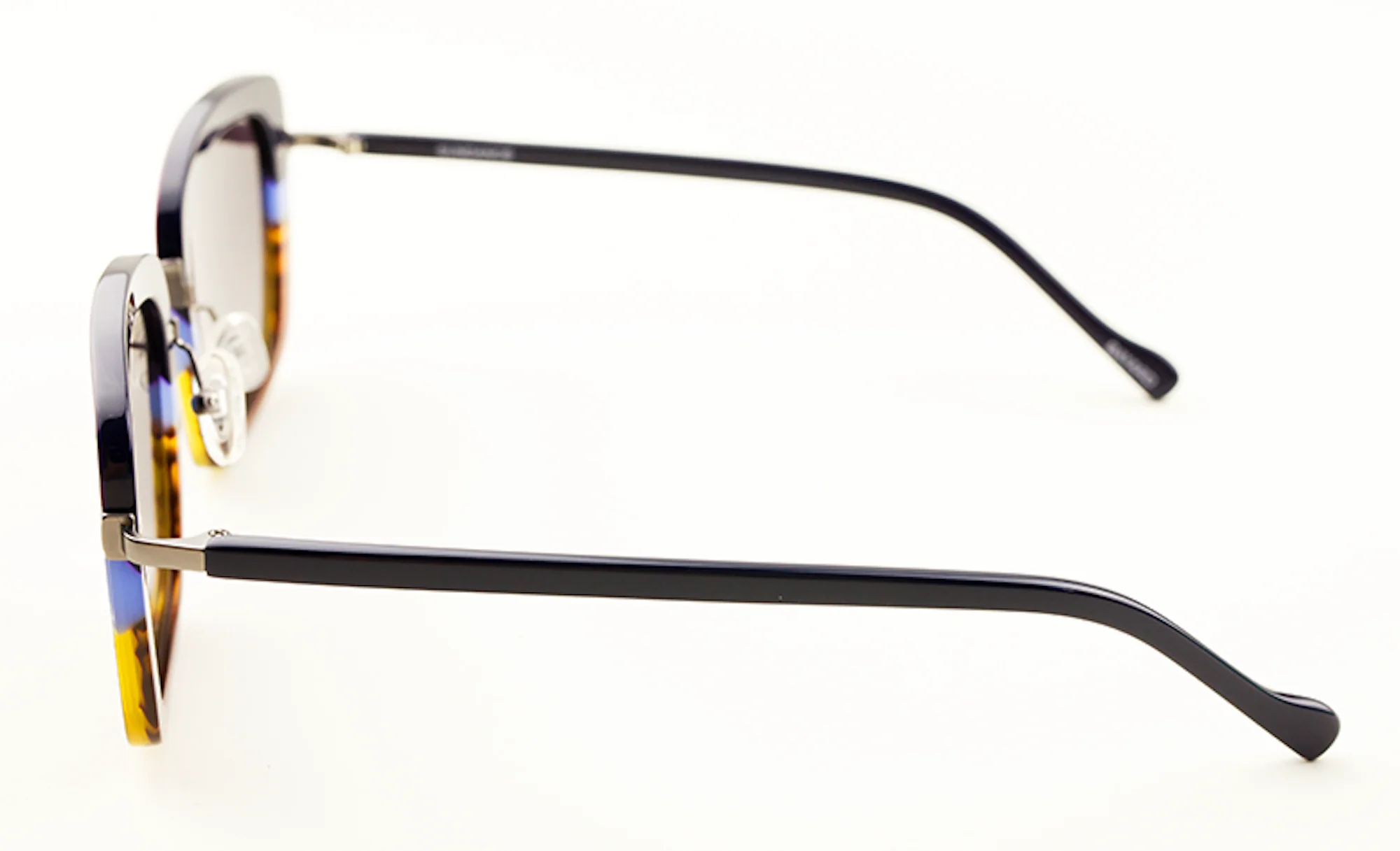 Mott & Bayard Sundace - Image 3
